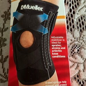 Mueller Self-Adjusting KNEE Stabilizer 6463 New